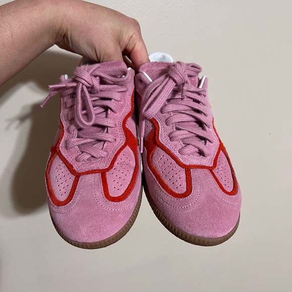 ALOHAS Sneakers - Picture 3 of 6